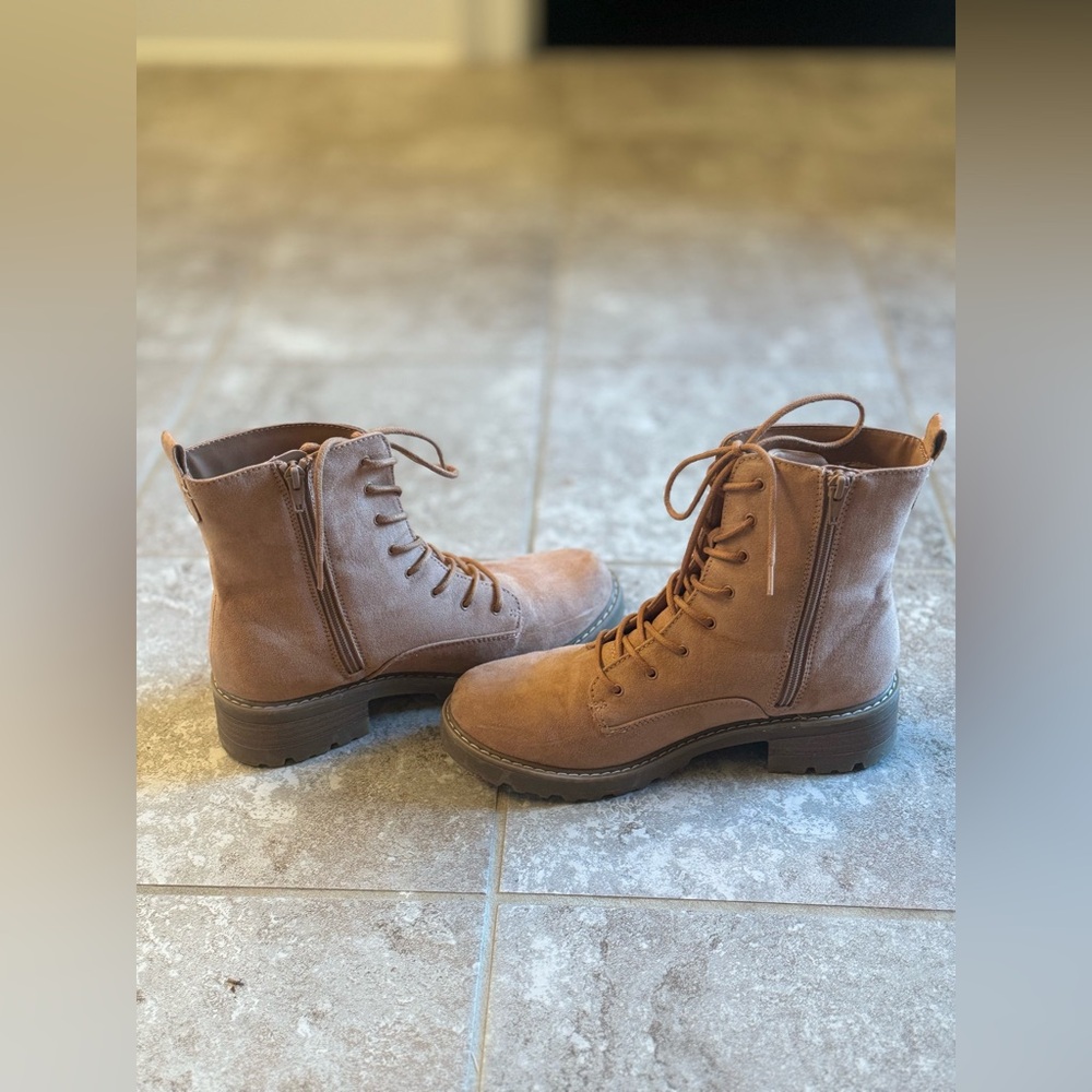 Target Chunky Suade Boots! Worn Once! 8.5